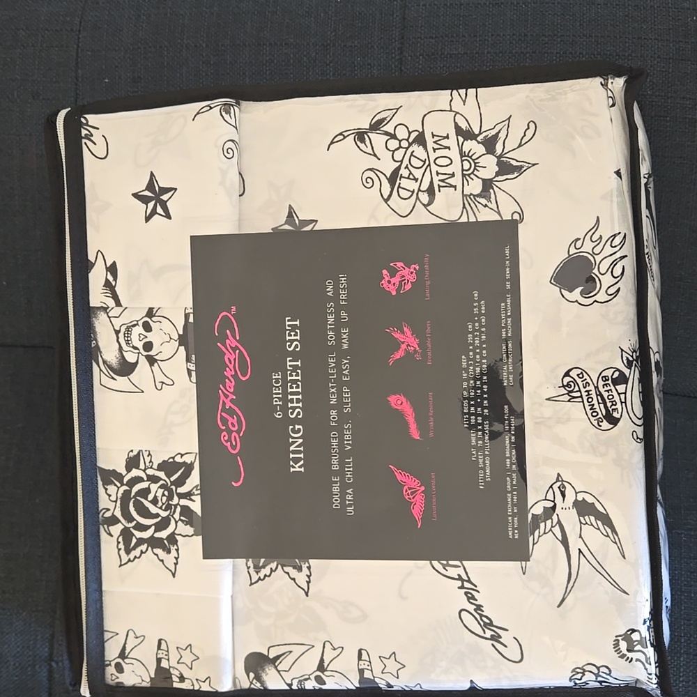 Ed Hardy Black and White King Sheet Setbeautiful bed sheets
